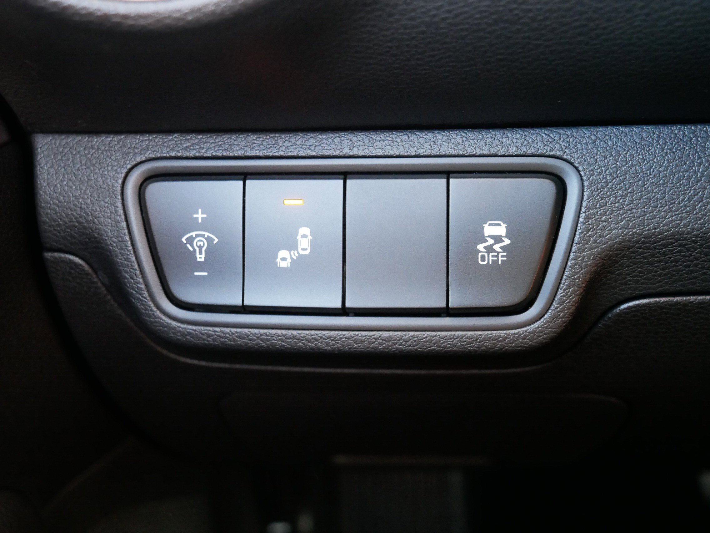 2023 Kia Forte LXS photo 26