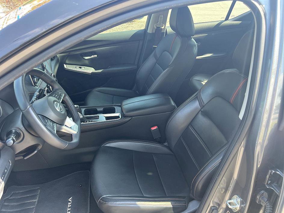 2020 Nissan Sentra SR photo 14