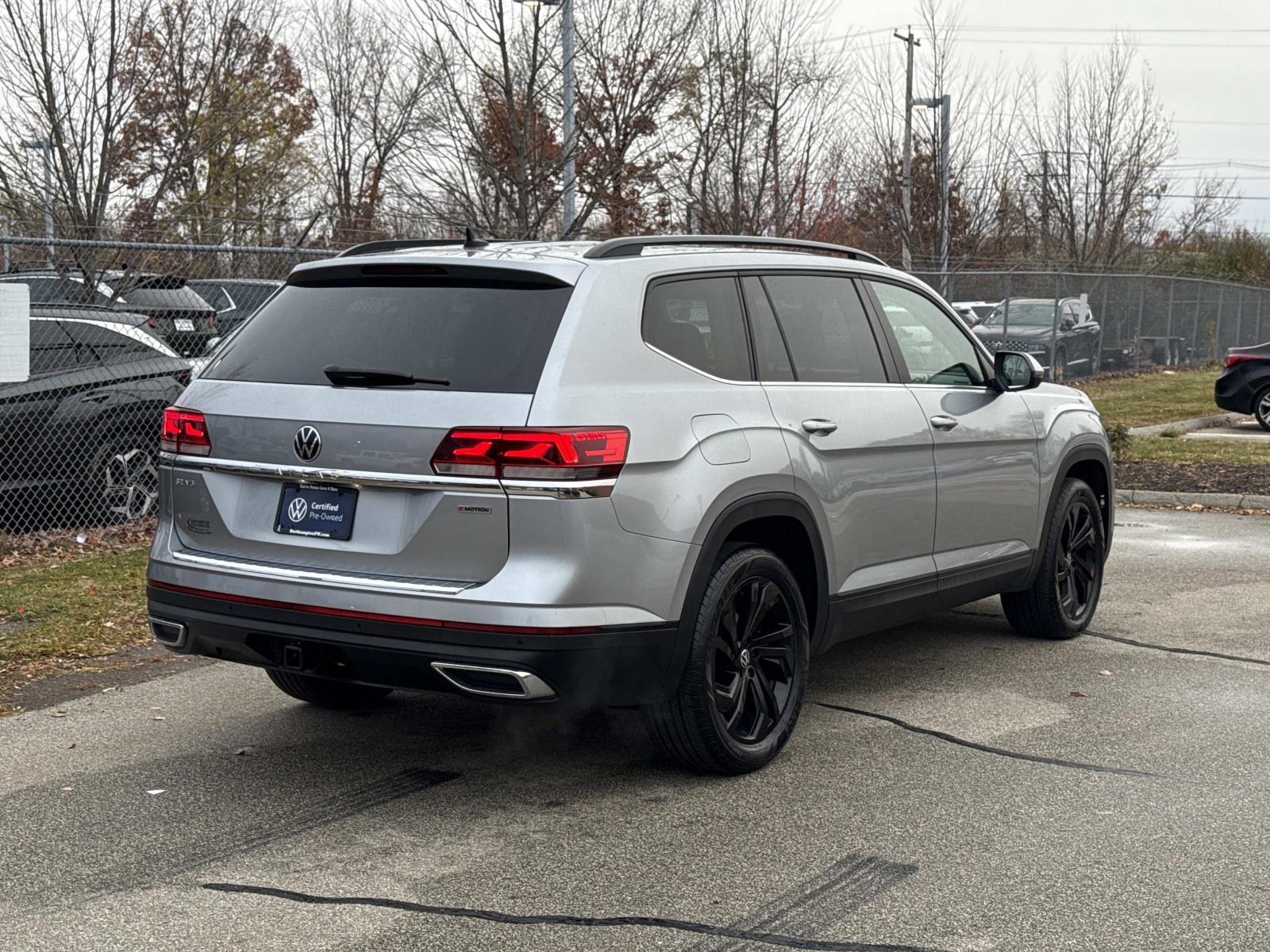 2022 Volkswagen Atlas V6 SE Technology photo 4