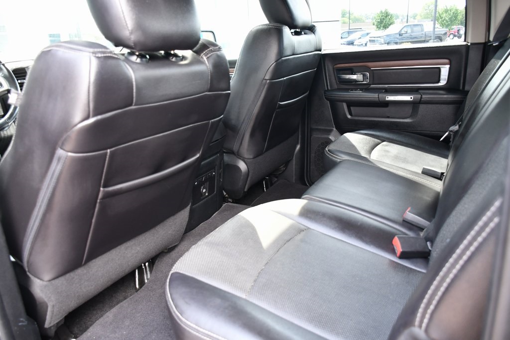 2016 Ram 1500 Laramie photo 25