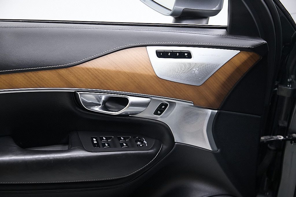 2018 VOLVO XC90 - Image 10