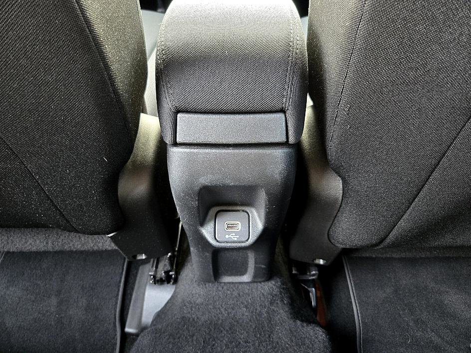 2020 Jeep Renegade Latitude photo 14
