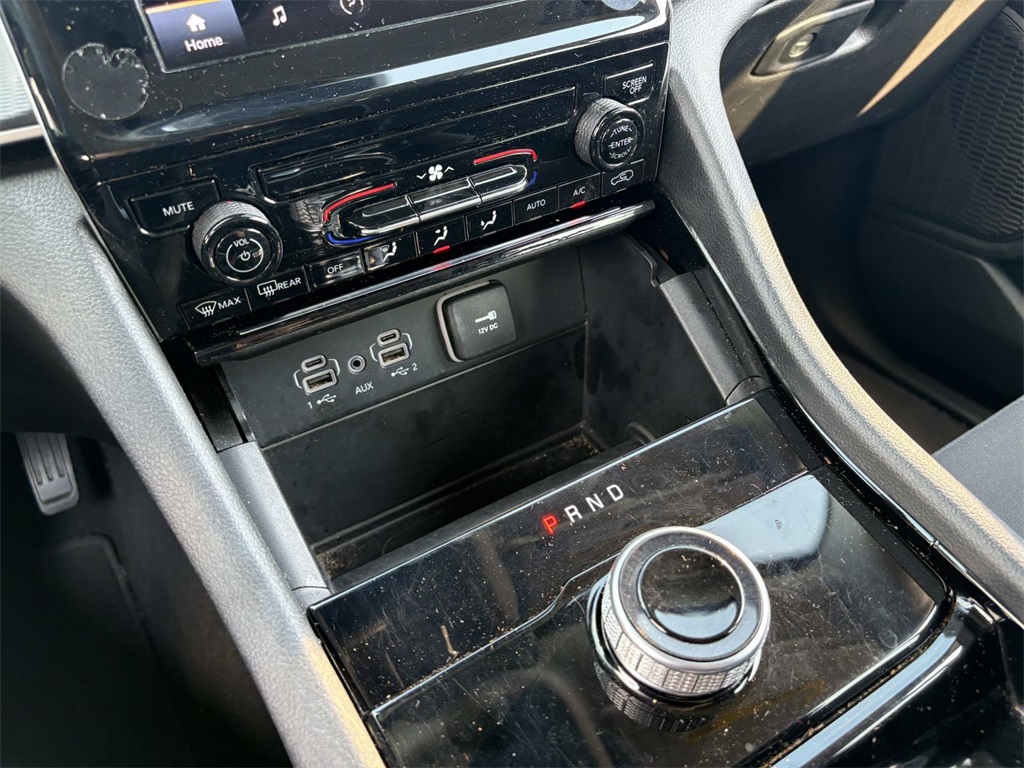 2023 Jeep Grand Cherokee Laredo photo 41