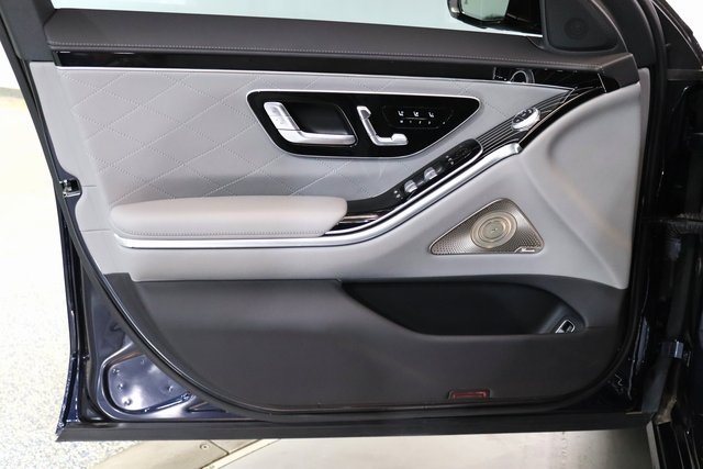2023 Mercedes Benz S 580 4MATIC photo 15