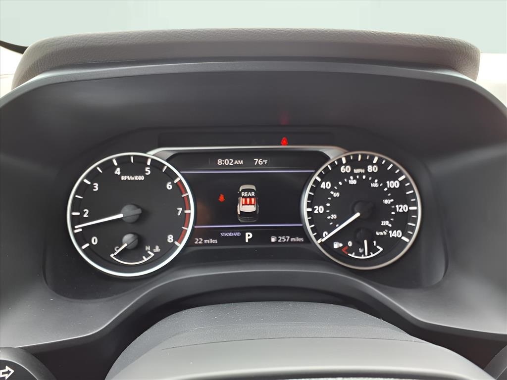 2025 Nissan Rogue SV photo 28