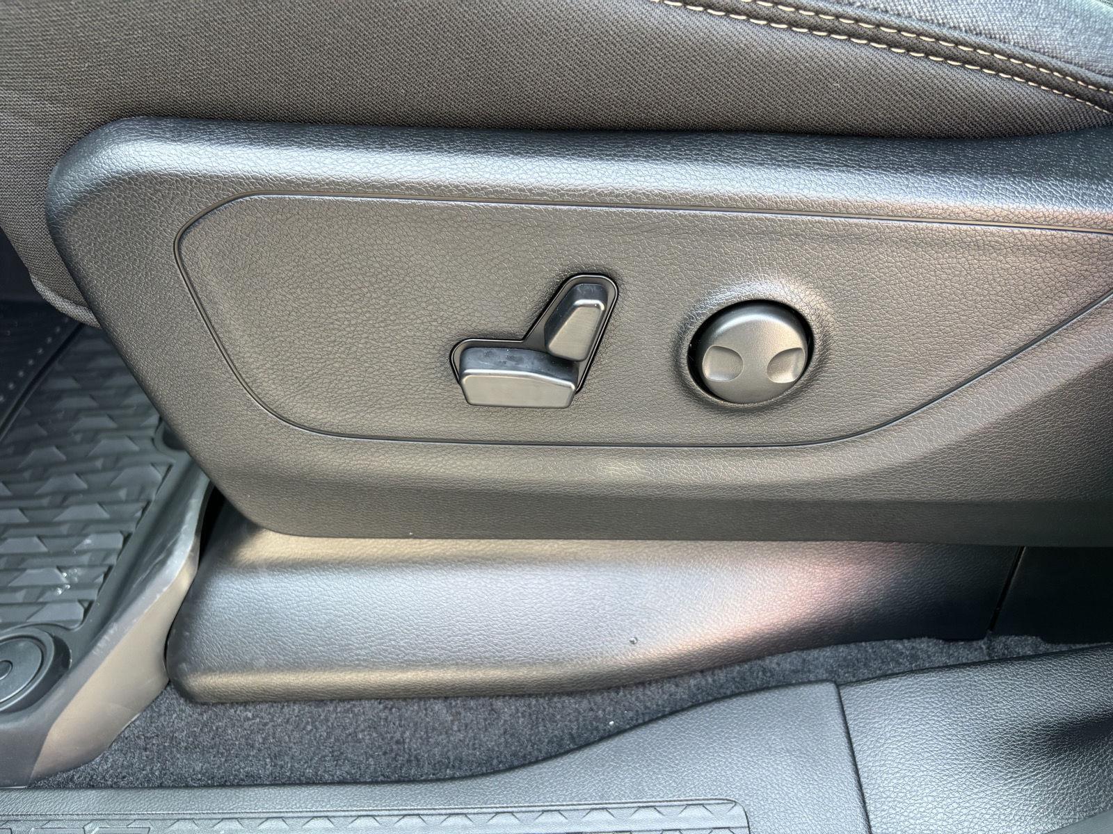 2026 Ram 1500 Big Horn photo 16