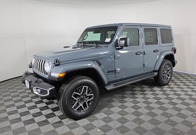 2026 Jeep Wrangler 4-Door Sahara's photo