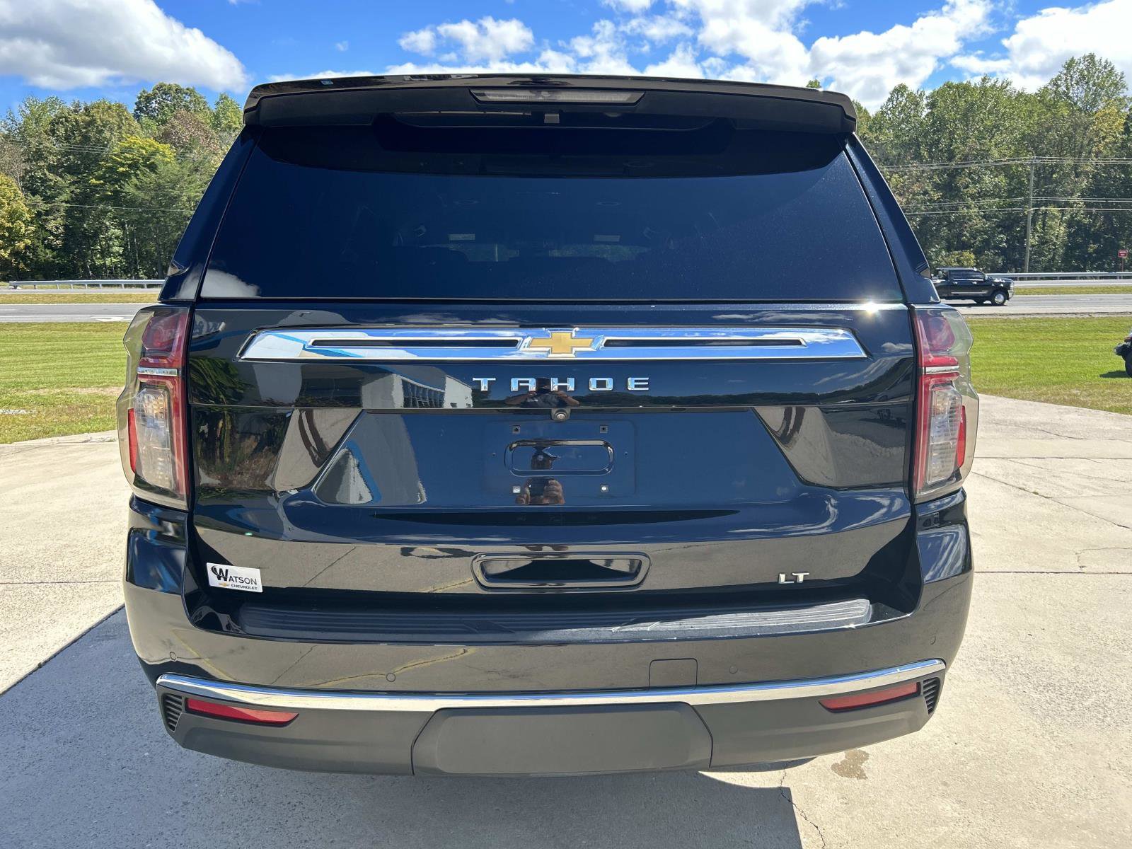 2023 Chevrolet Tahoe LT photo 4