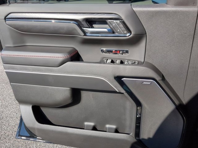 2025 Gmc Sierra AT4X photo 11