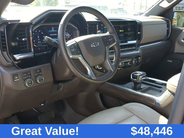 2024 Chevrolet Silverado 1500 LT Trail Boss photo 2