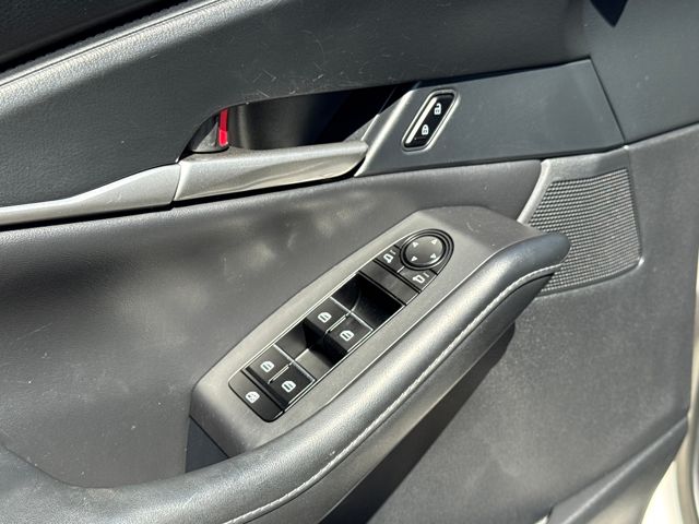 2023 Mazda CX-30 2.5 Select photo 5