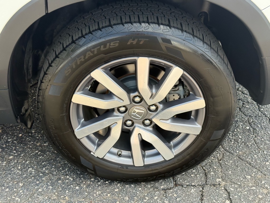 2020 Honda Pilot EX-L photo 14