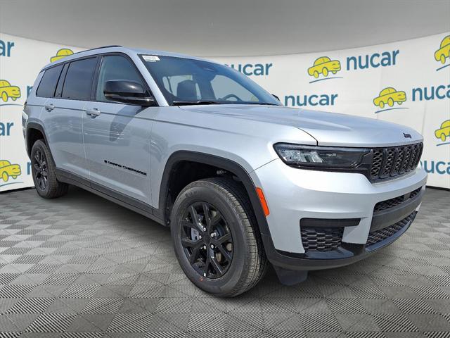 2025 Jeep Grand Cherokee L Altitude's photo