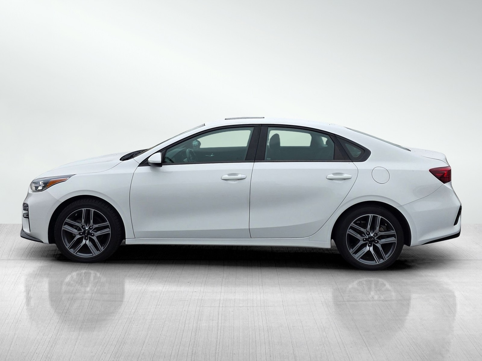 2019 Kia Forte S GT-Line photo 3