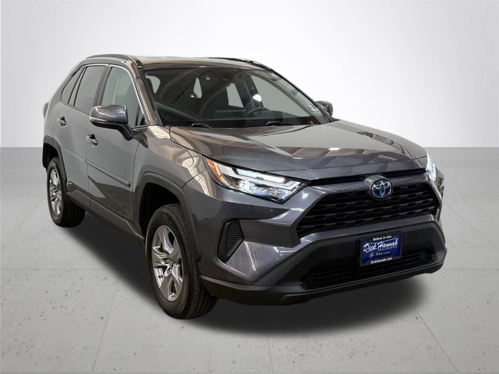 2024 Toyota RAV4 Hybrid LE photo 7