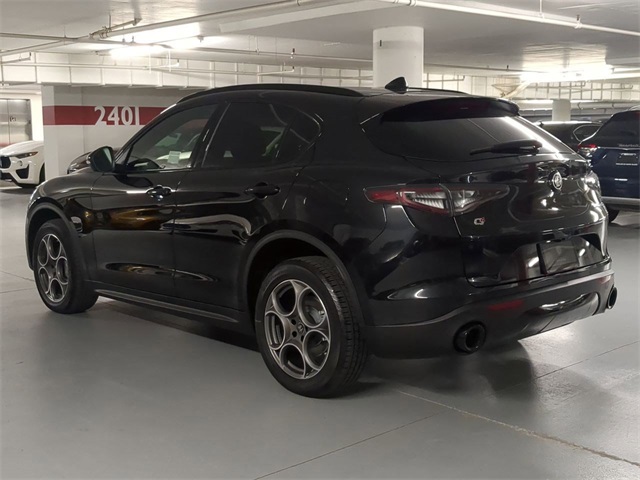 2025 Alfa Romeo Stelvio Sprint Base photo 4