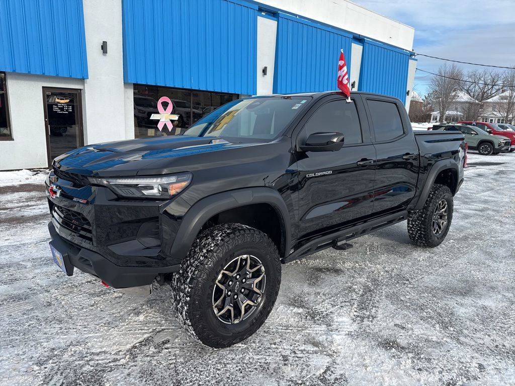 2024 Chevrolet Colorado ZR2's photo