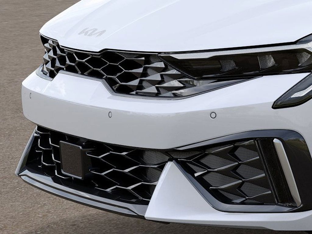 2026 Kia K5 GT-Line photo 7