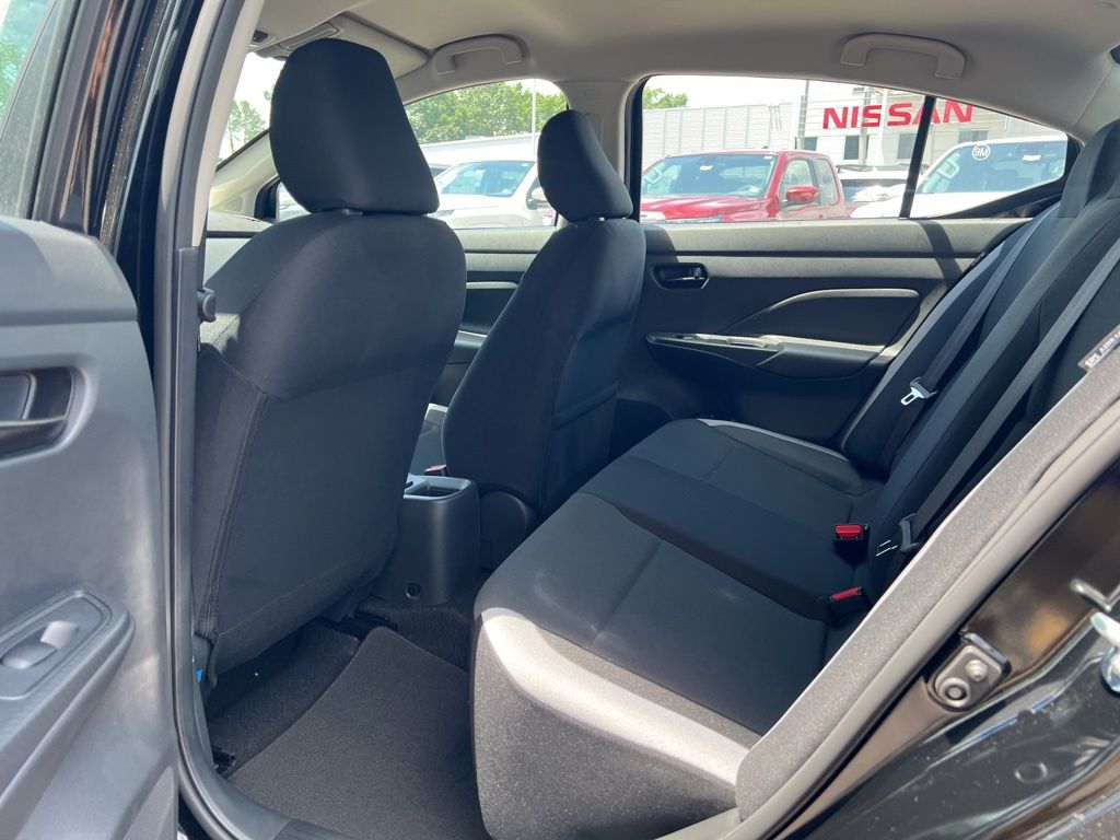 2025 Nissan Versa S photo 6