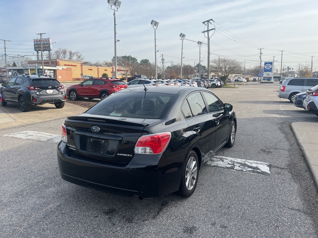 2012 Subaru Impreza 2.0i Premium photo 3