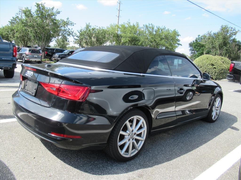 2015 Audi A3 1.8T Premium Plus photo 4