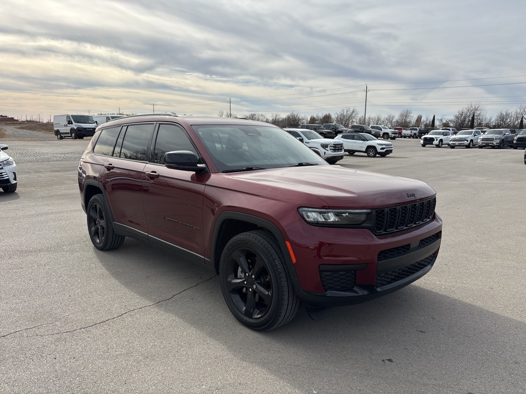 2023 Jeep Grand Cherokee L Altitude's photo
