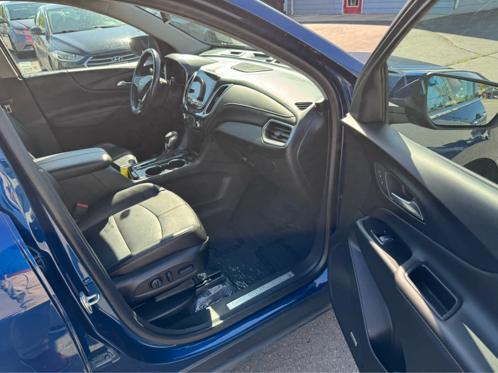 2022 Chevrolet Equinox Premier photo 18