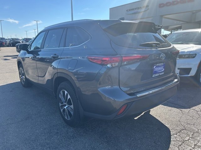 2023 Toyota Highlander XLE photo 10