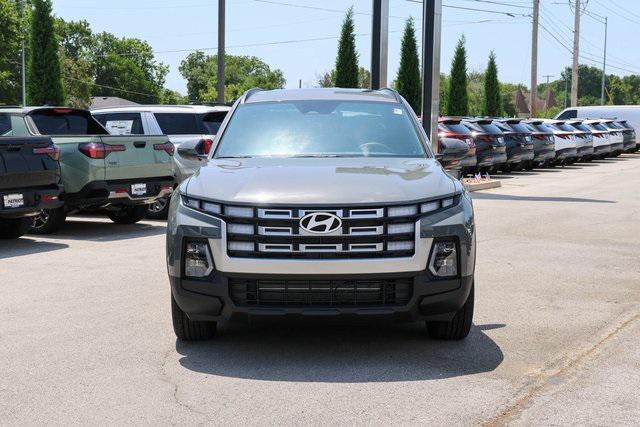 New 2025 Gray Hyundai SEL Activity FWD image 2