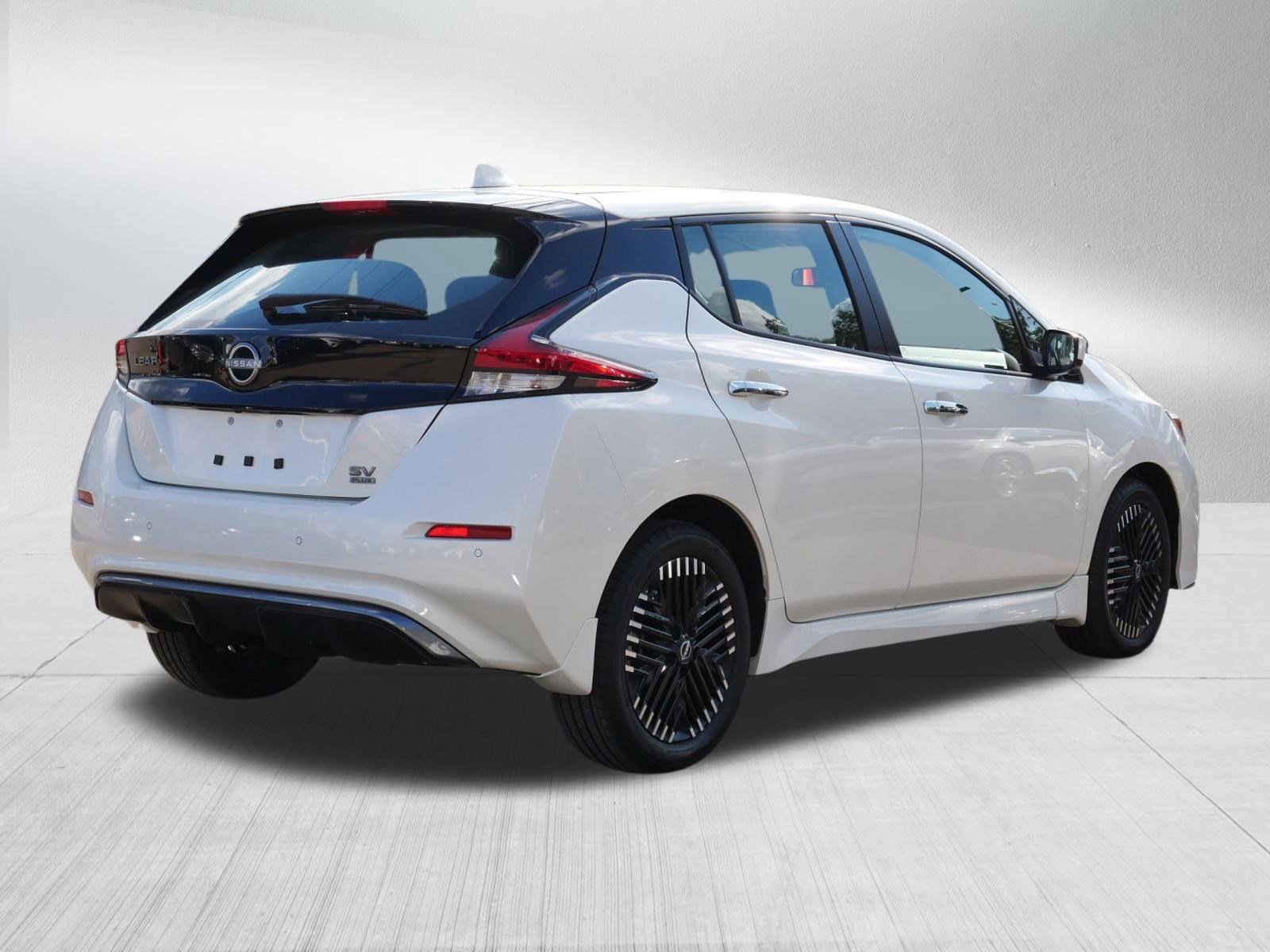 2024 Nissan Leaf SV Plus photo 6