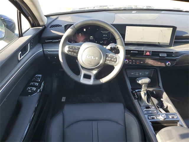 2025 Kia K5 EX photo 22