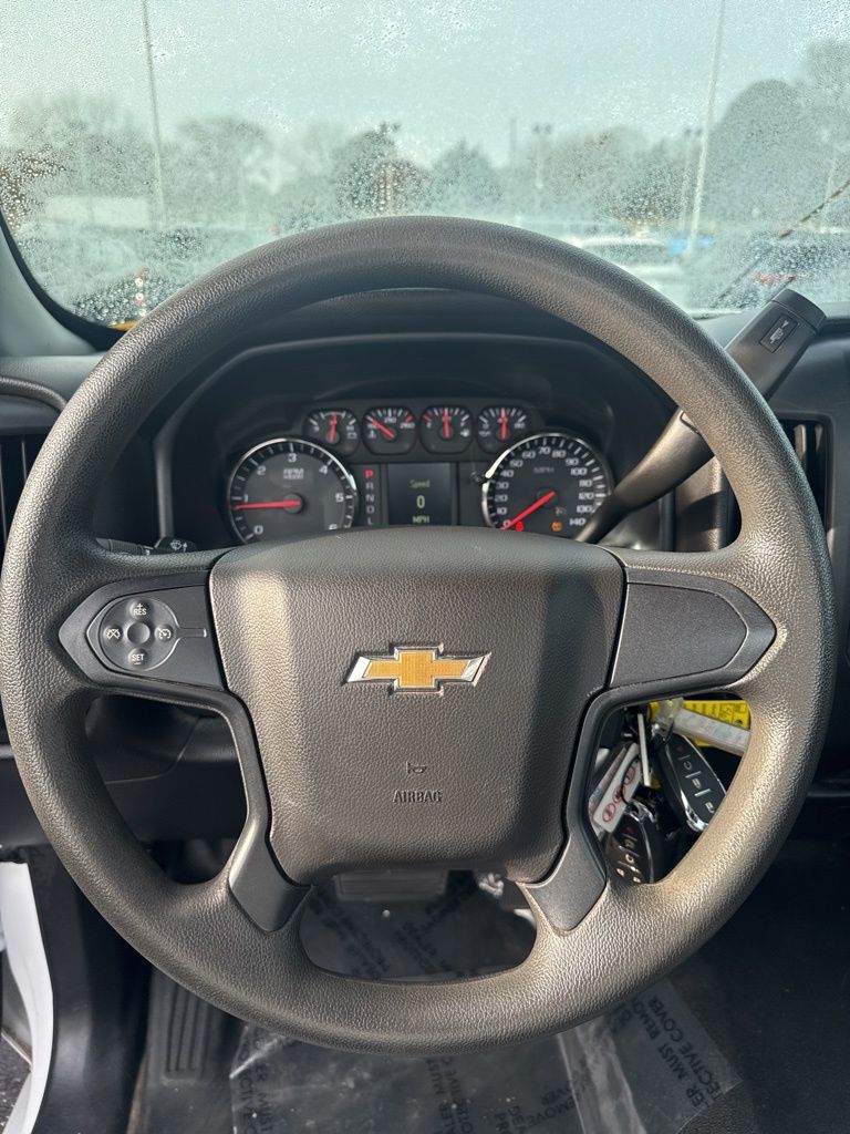 2017 Chevrolet Silverado 1500 photo 4