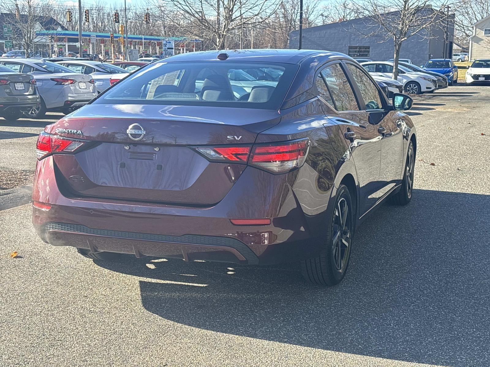 2024 Nissan Sentra SV photo 3