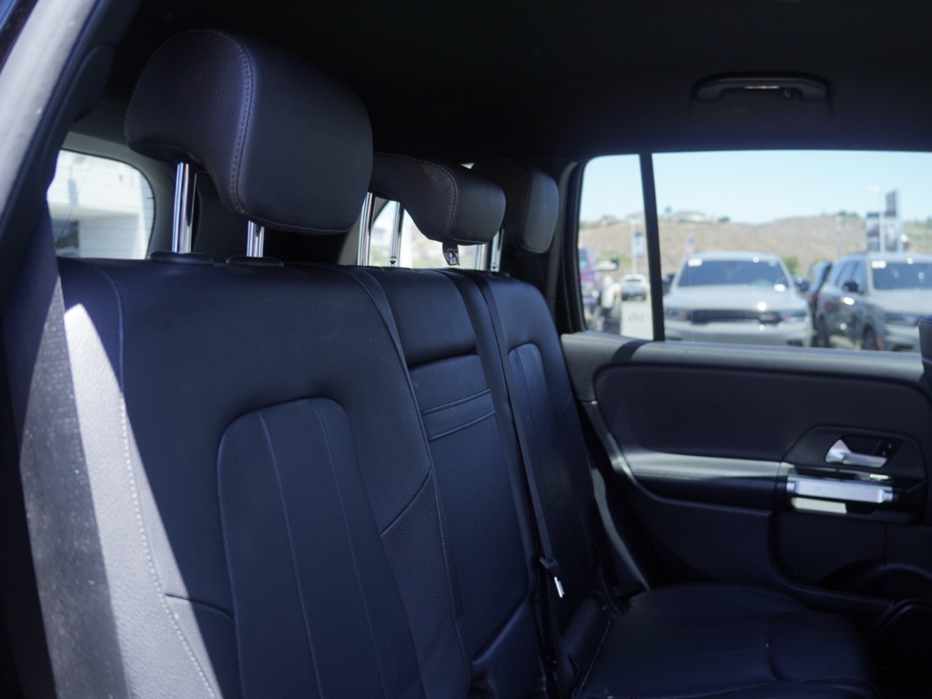 2020 Mercedes Benz GLB 250 photo 24