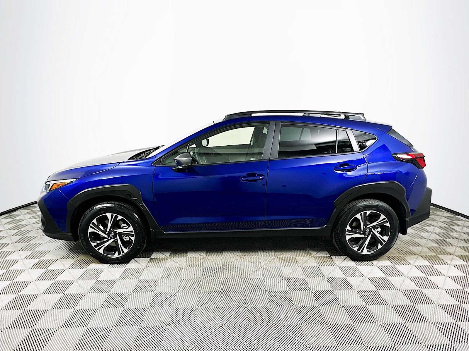 2025 Subaru Crosstrek Premium photo 4