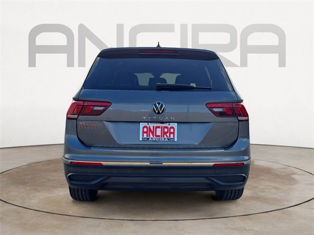 2023 Volkswagen Tiguan SE photo 8