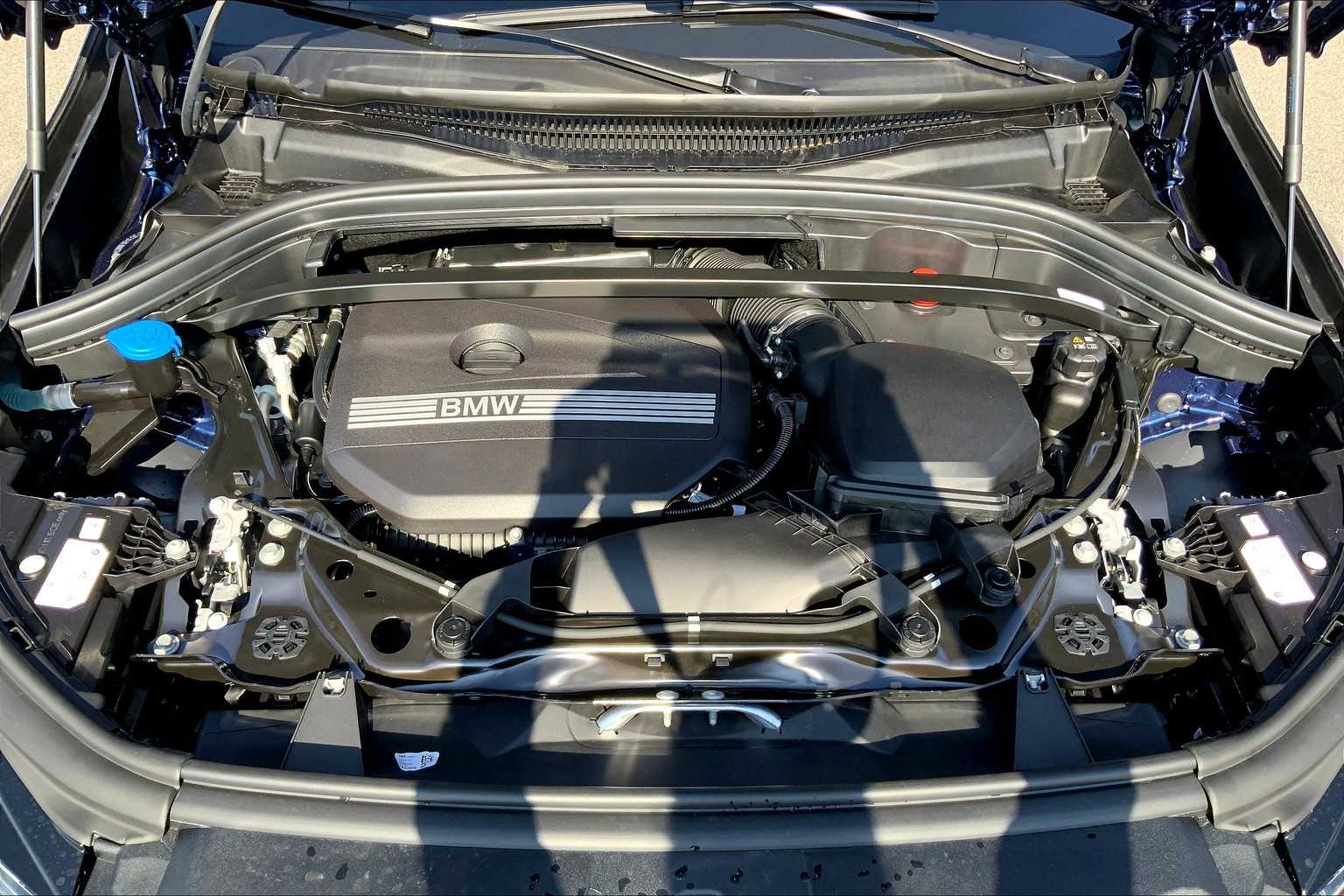 2025 BMW X1 28i - Photo 16