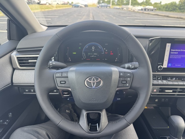 2025 Toyota Camry LE photo 15
