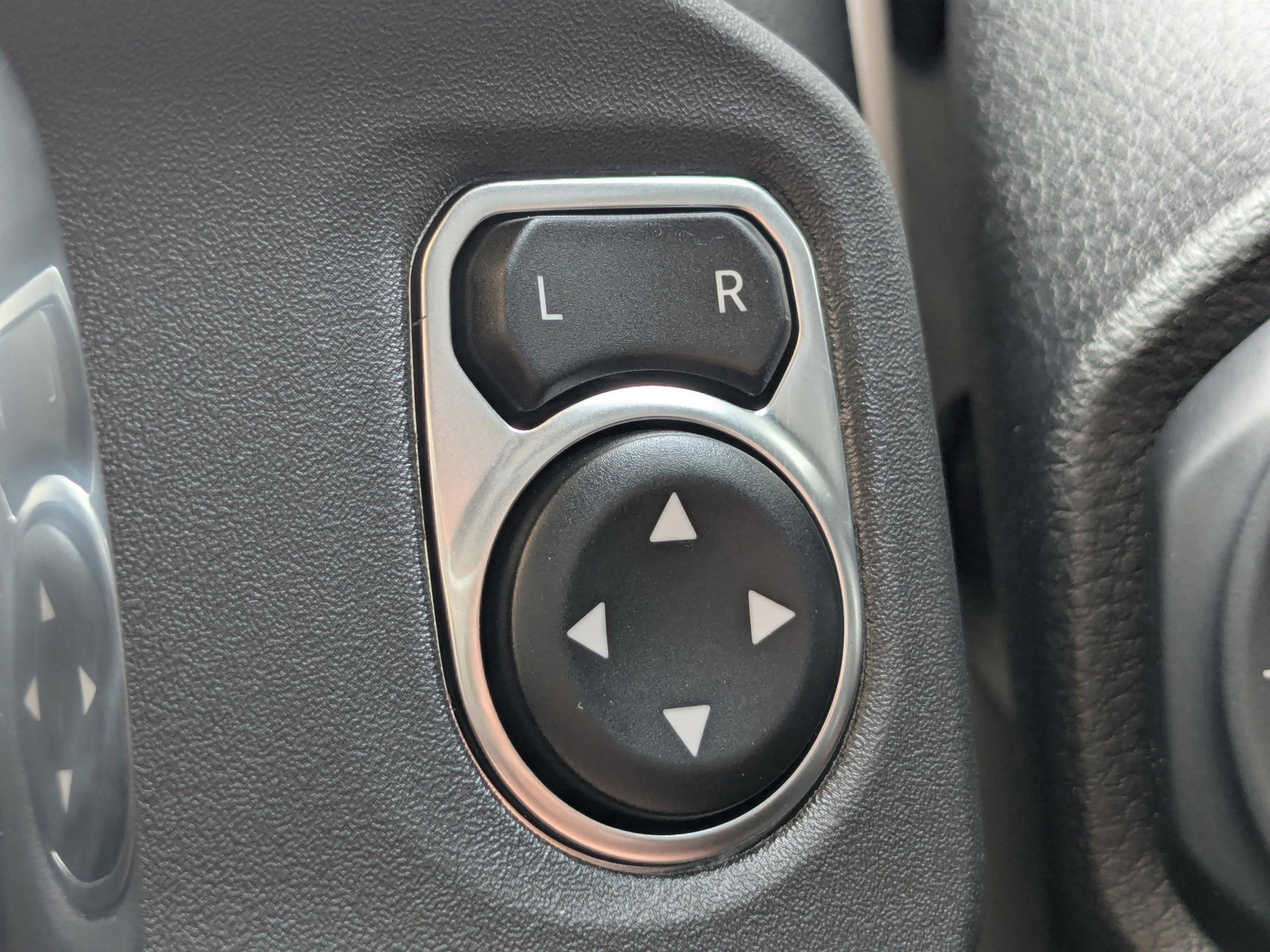 2025 Jeep Gladiator Sport S photo 28