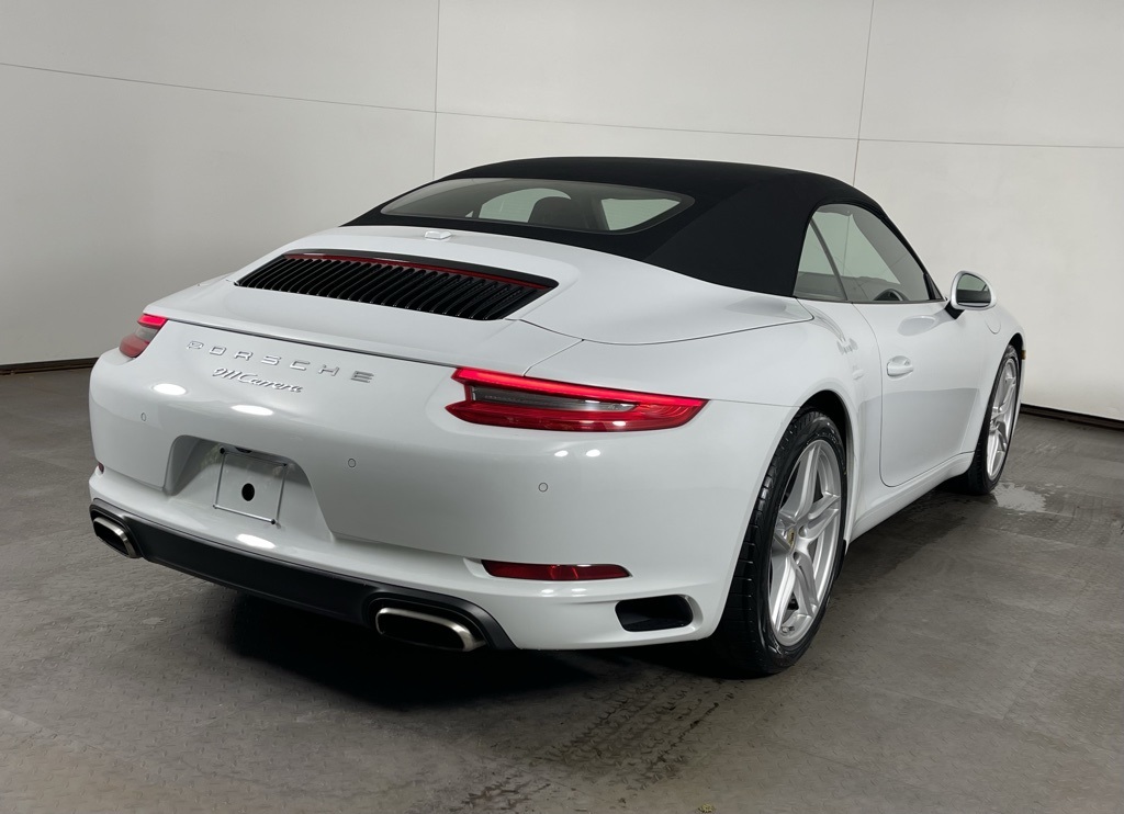 2017 Porsche 911 Cabriolet photo 7