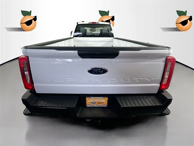 2025 Ford F-250 XL photo 3