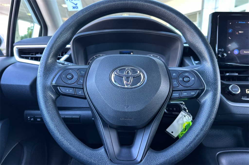 2023 Toyota Corolla LE photo 20