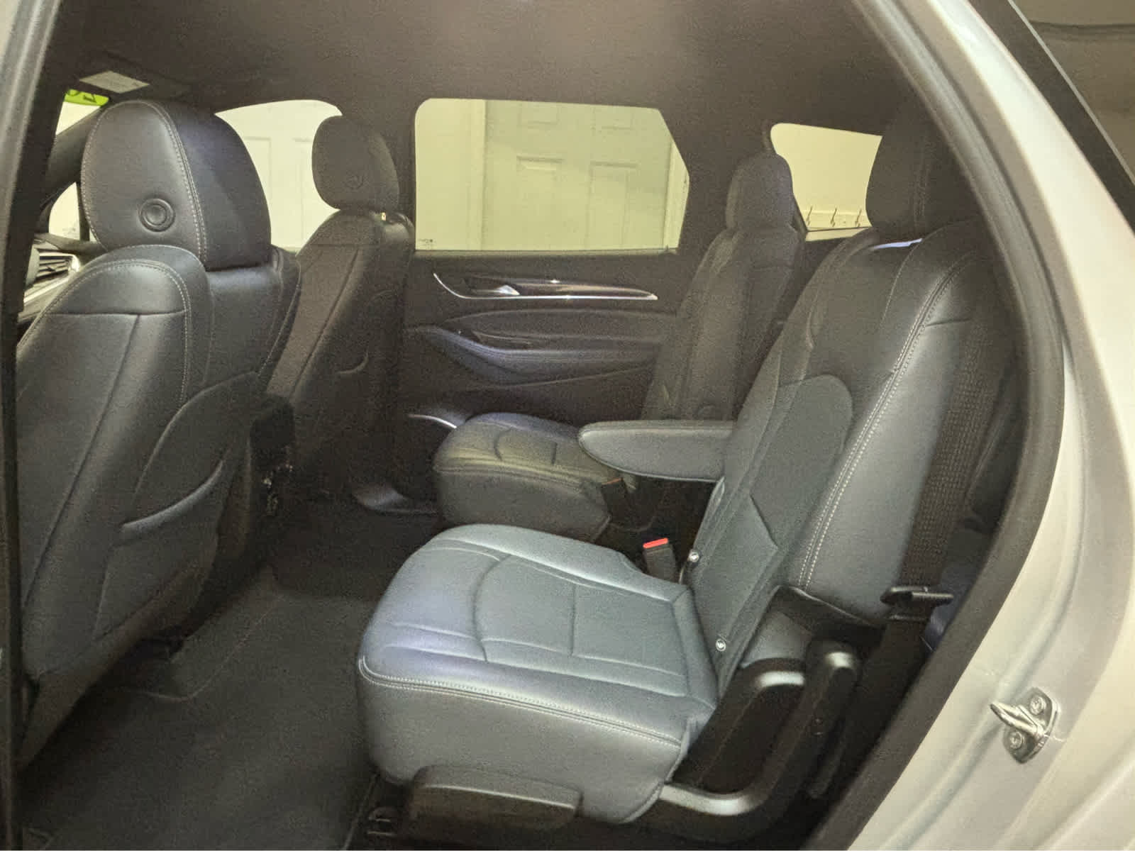 2022 Buick Enclave Essence photo 15