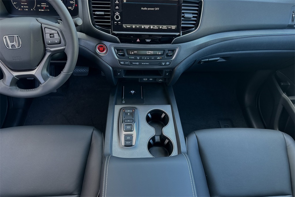 2024 Honda Ridgeline RTL photo 13