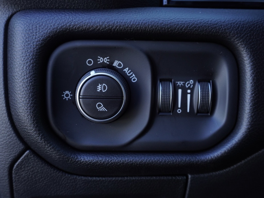 2026 Ram 1500 Rebel photo 13