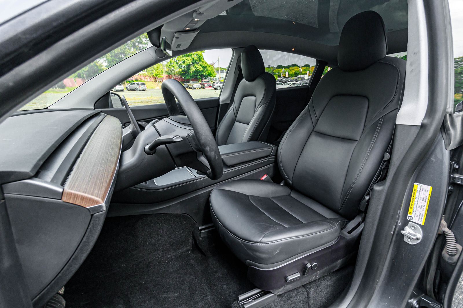 2023 Tesla Model Y Long Range photo 13