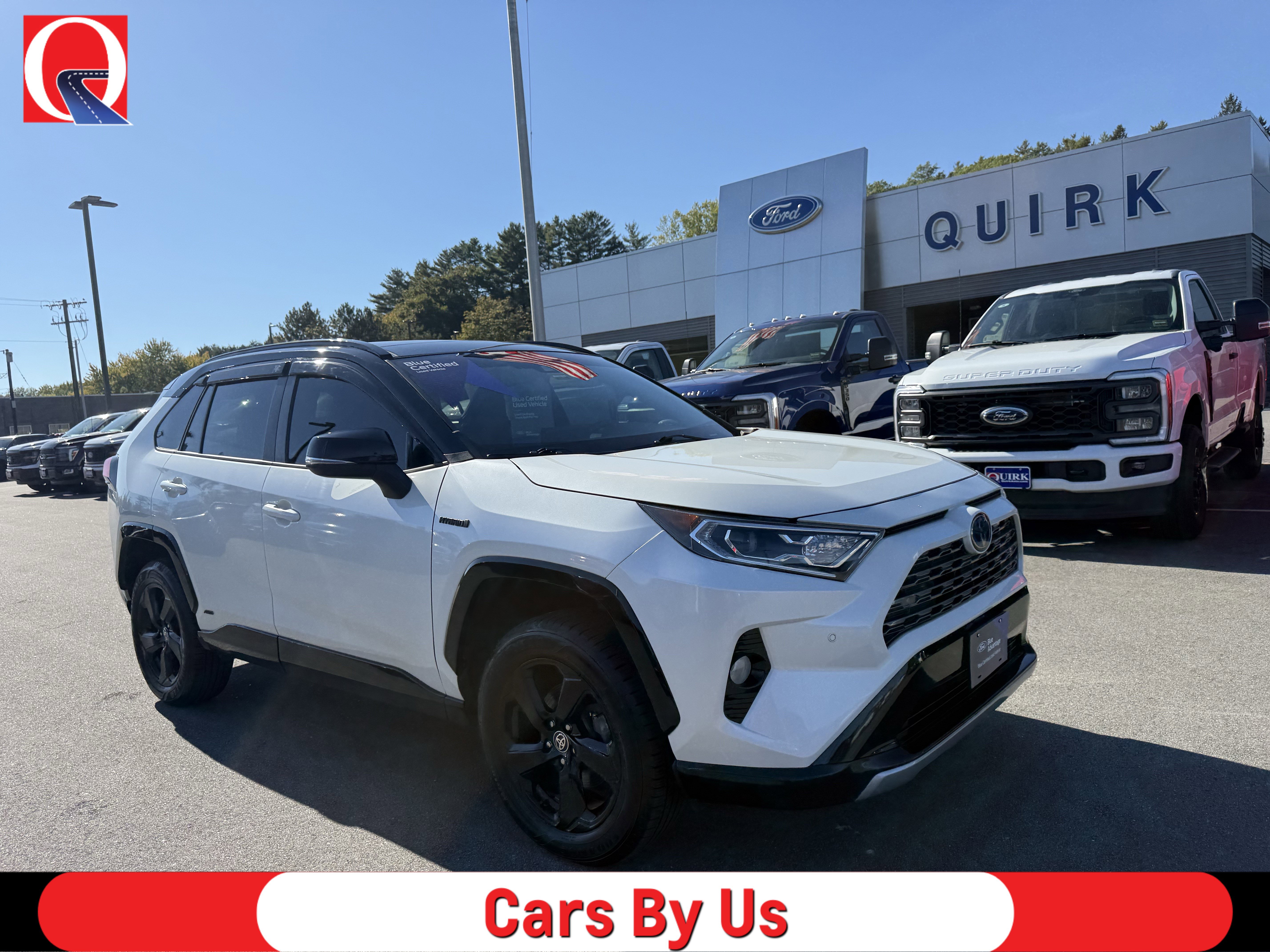 2021 Toyota RAV4 SE's photo