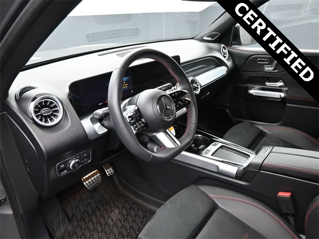 2024 Mercedes Benz GLB 250 photo 17