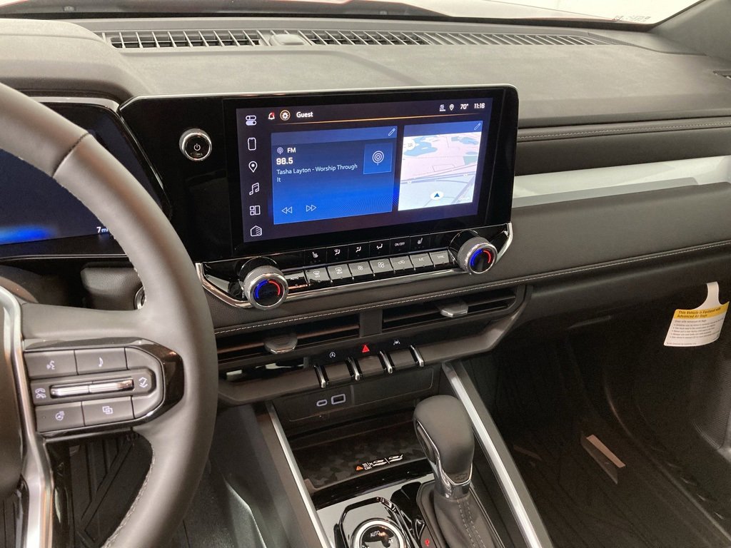 2026 Chevrolet Colorado LT photo 2