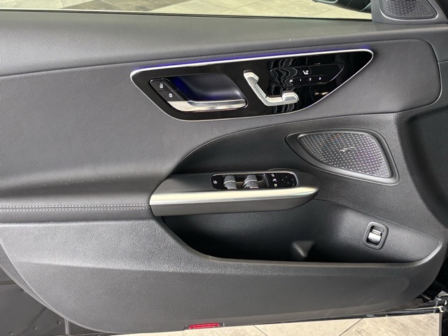 2025 Mercedes Benz C 300 photo 12